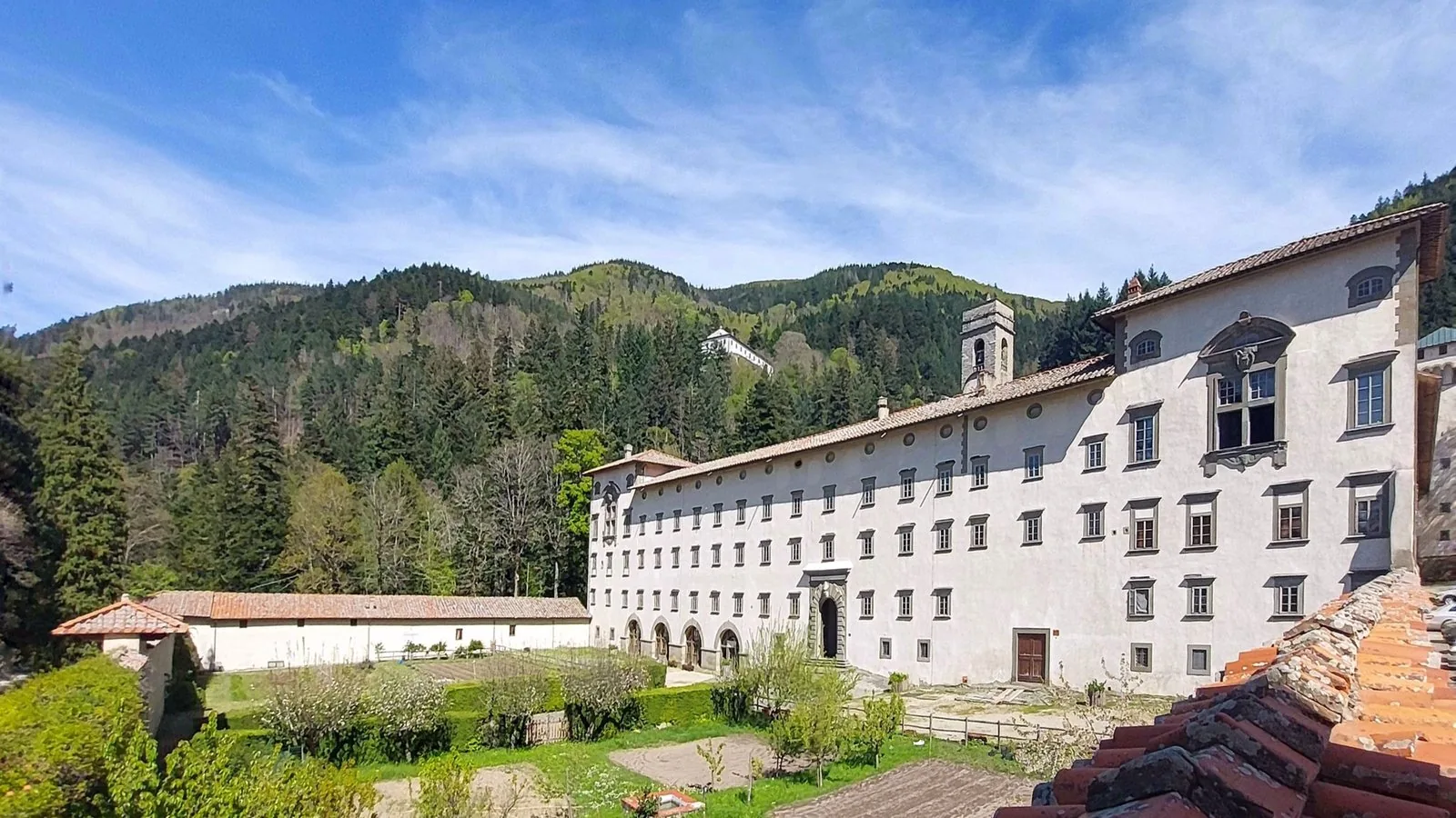 Abbazia e Riserva Naturale di Vallombrosa